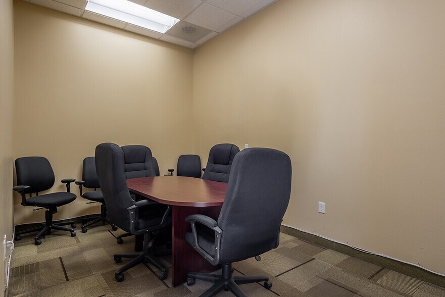More Photos Of 1880 E Warm Springs Rd, Las Vegas Loft Creative Space For Lease
