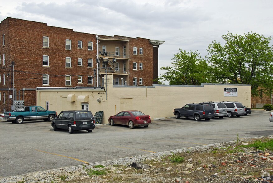 More Photos Of 2510-2530 Harney St, Omaha Light Manufacturing For Lease