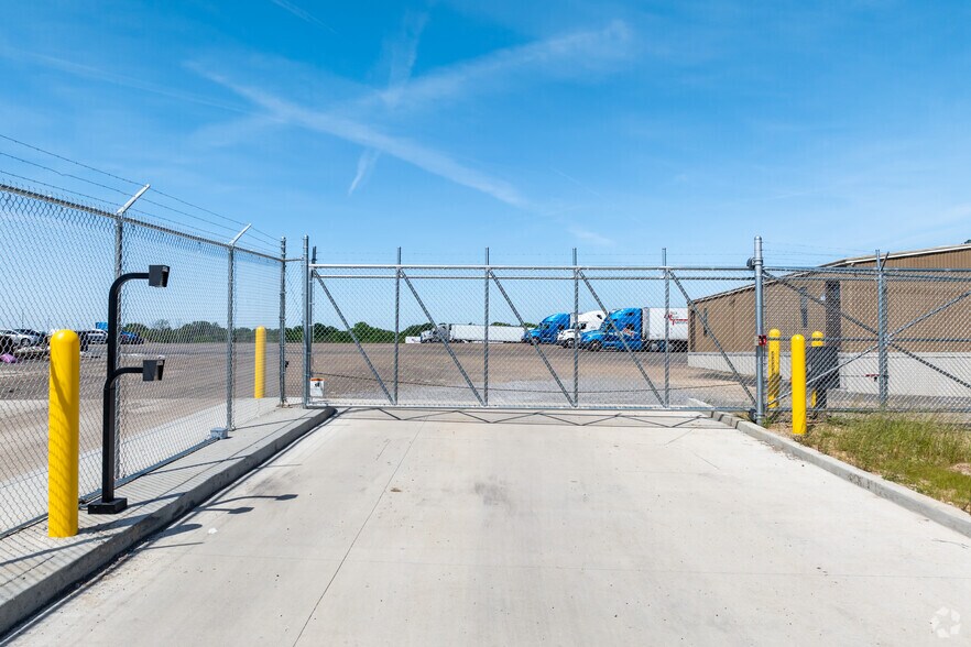 More Photos Of 4867 Getwell Rd, Memphis Land For Sale