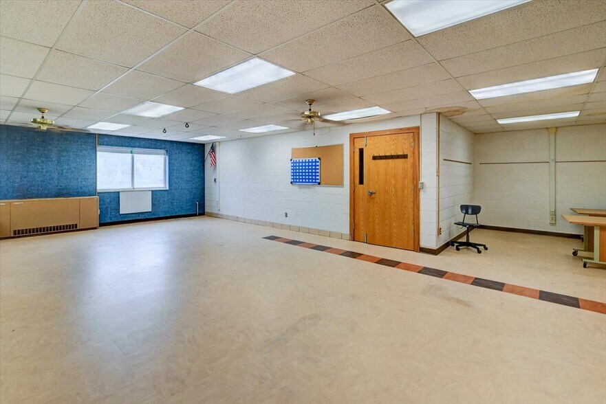 More Photos Of 520 E Holum St, Deforest Schools For Sale