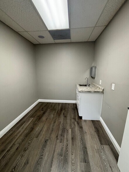 More Photos Of 1113 Alta Ave, Upland Medical For Lease