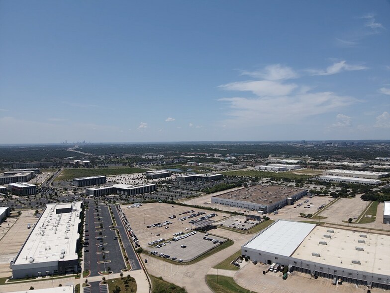 More Photos Of 201 W Howard Ln, Austin Land For Lease