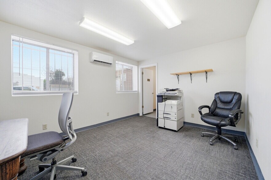 More Photos Of 114 5th St, Fowler Industrial For Lease