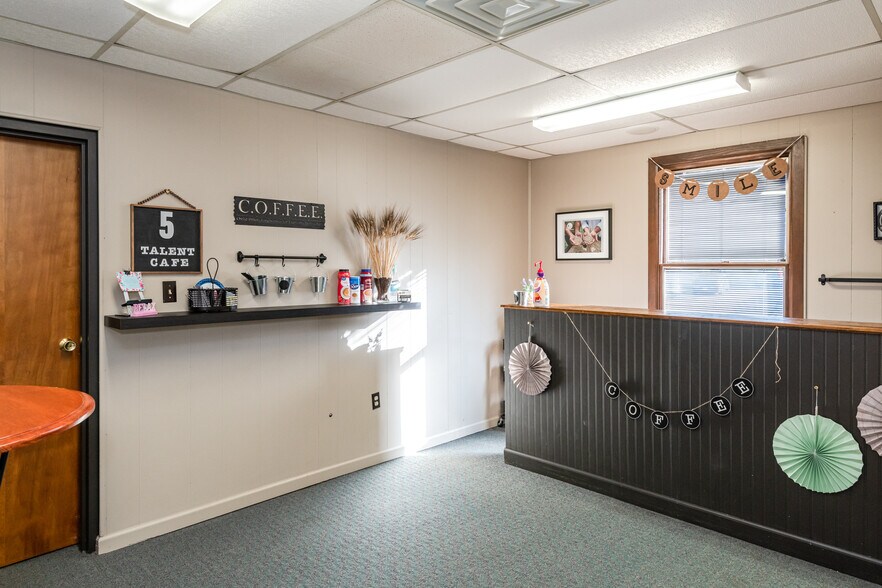 More Photos Of 4445 Wilmington Pike, Dayton Religious Facility For Sale