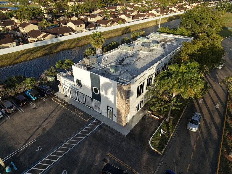 More Photos Of 6545 NW 169th St, Hialeah Medical For Sale