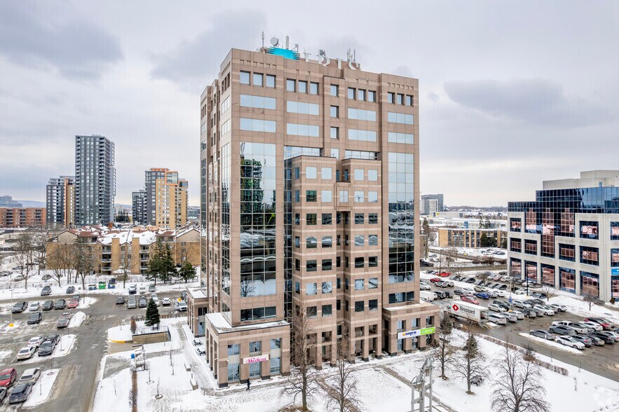 More Photos Of 3030 Boul Le Carrefour, Laval Medical For Lease