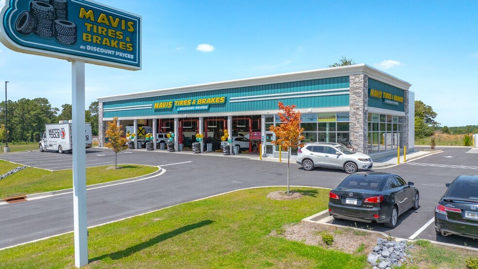 Primary Photo Of 1137 G I Maddox Pkwy, Chatsworth Auto Repair For Sale
