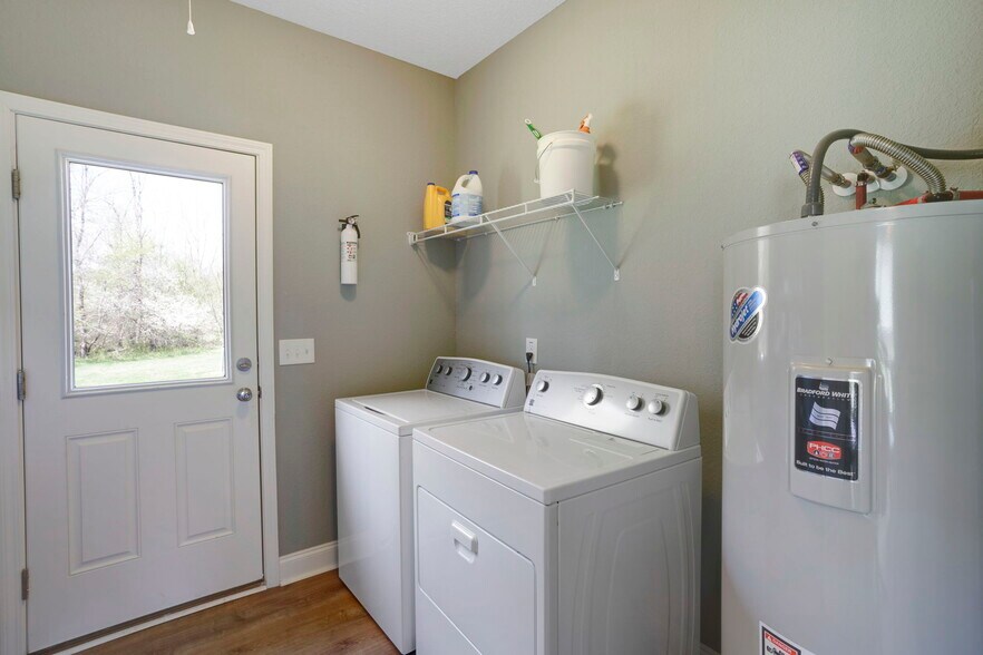 More Photos Of , Young Harris Specialty For Sale