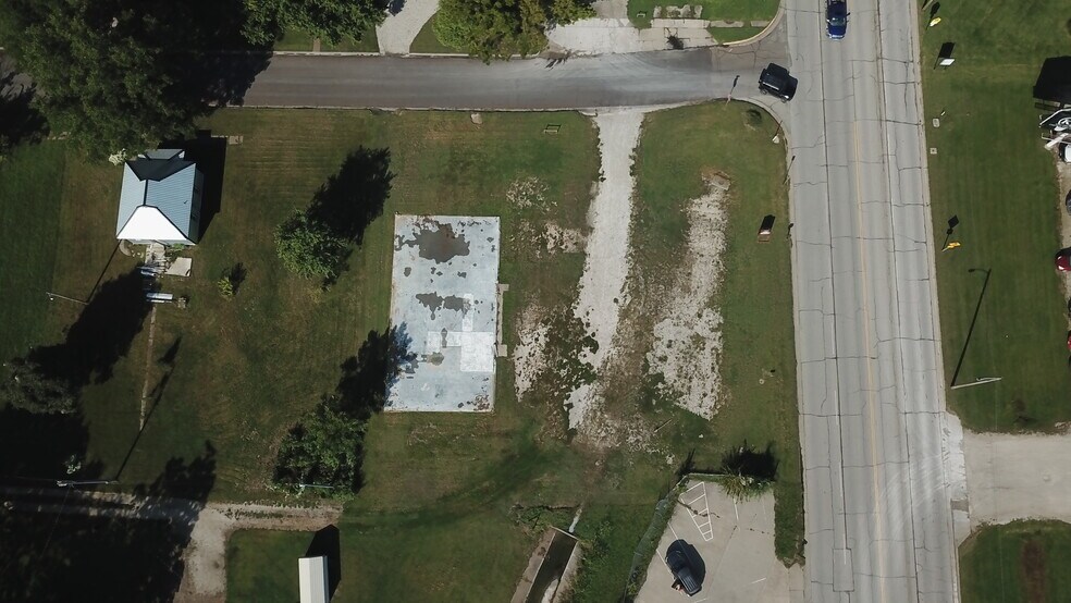 More Photos Of 1303 East St, Iola Land For Sale