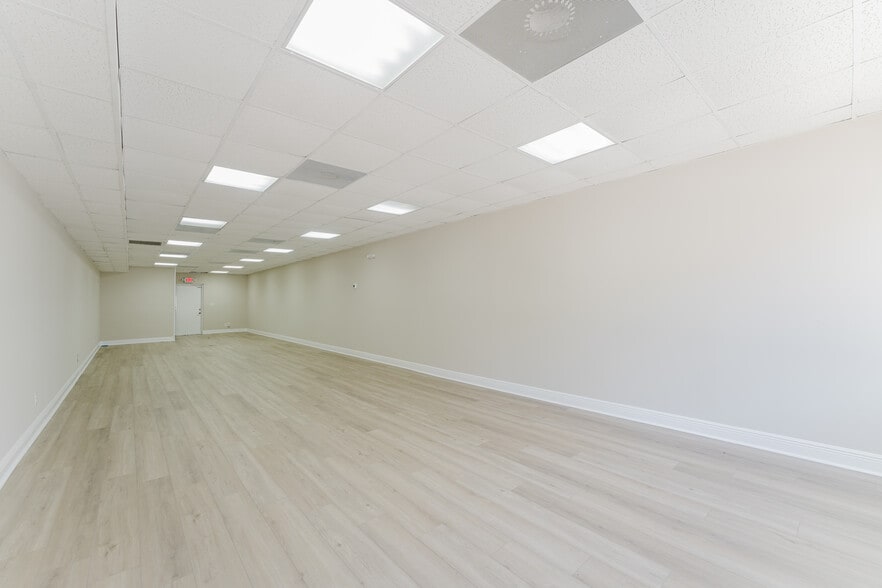 More Photos Of 101-161 NE 2nd Ave, Deerfield Beach Unknown For Lease