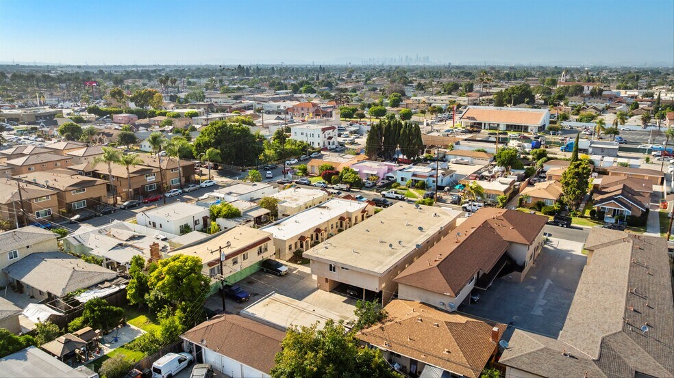 More Photos Of 3516 Beechwood Ave, Lynwood Multifamily For Sale