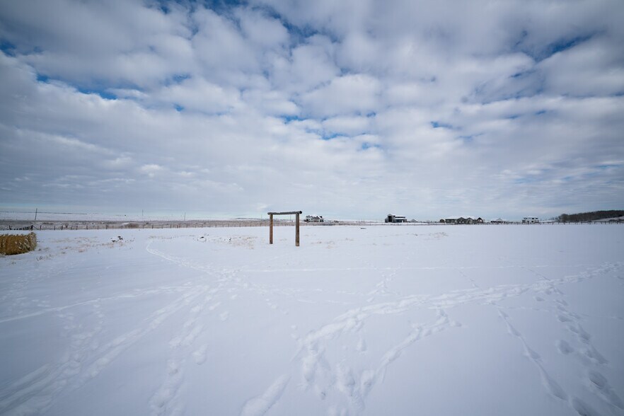 More Photos Of 378052 16 W st, Aldersyde Land For Sale