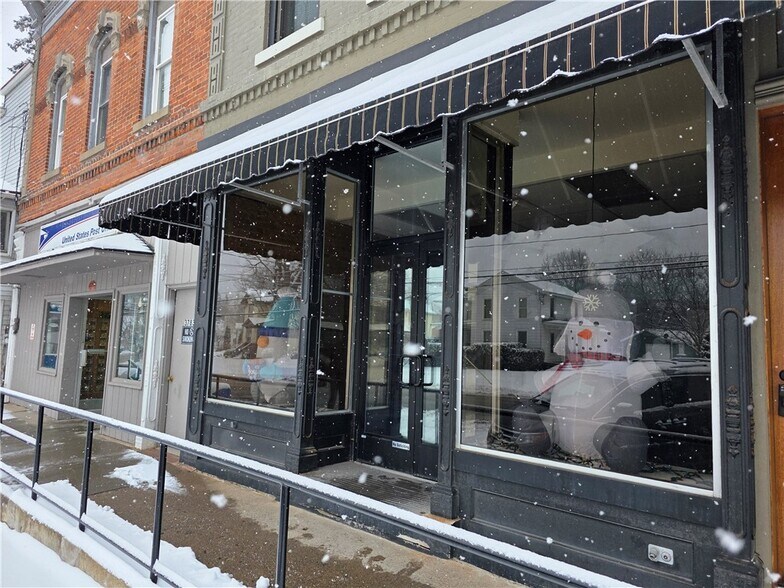 More Photos Of 3787 S Main St, Marion Restaurant For Lease