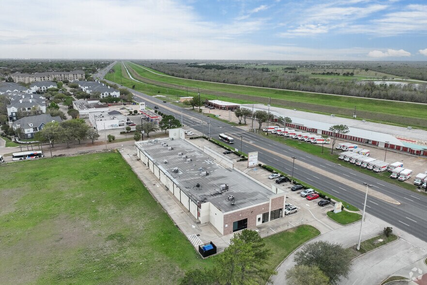 More Photos Of 15115 Westheimer Rd, Houston Storefront Retail Office For Lease