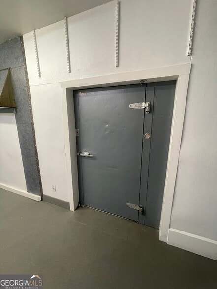 More Photos Of 406 N Piedmont Ave, Rockmart Restaurant For Sale