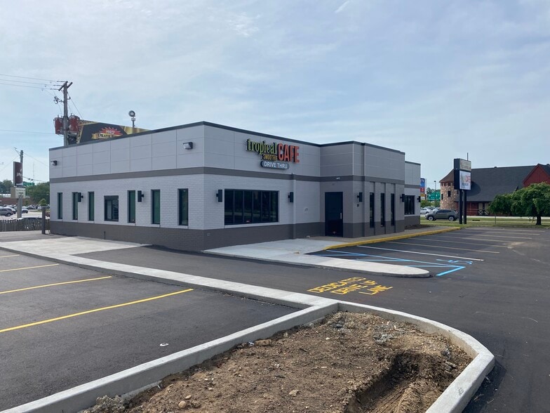 More Photos Of 119 W Ireland Rd, South Bend Medical For Lease