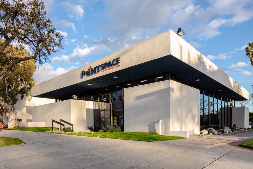 Primary Photo Of 980 Huntington Dr, San Marino Bank For Lease