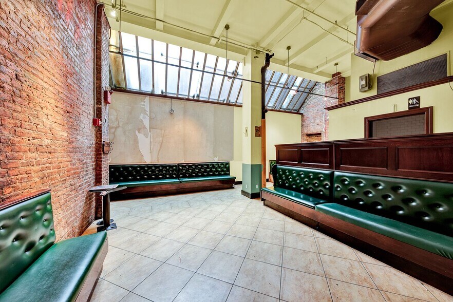 More Photos Of 145 W 45th St, New York Office For Lease