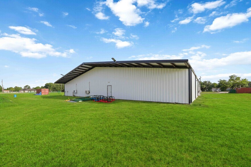 More Photos Of 1061 County Road 6111, Dayton Industrial For Sale