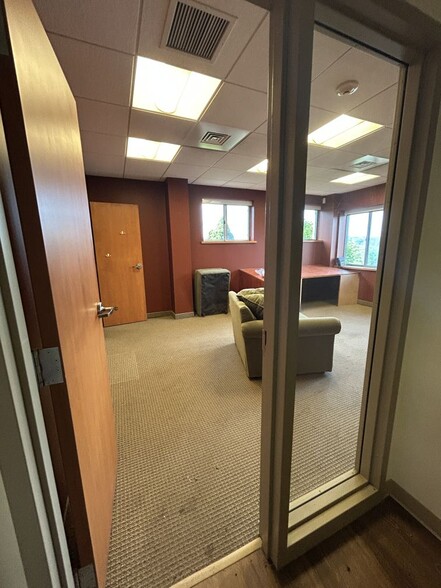 More Photos Of 51 Ozick Dr, Durham Manufacturing For Lease