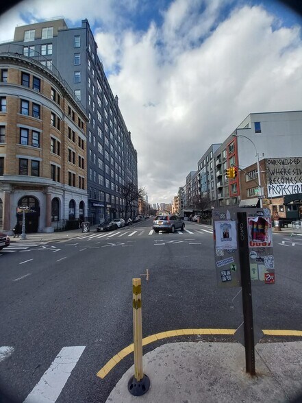 More Photos Of 84 Broadway, Brooklyn Apartments For Lease