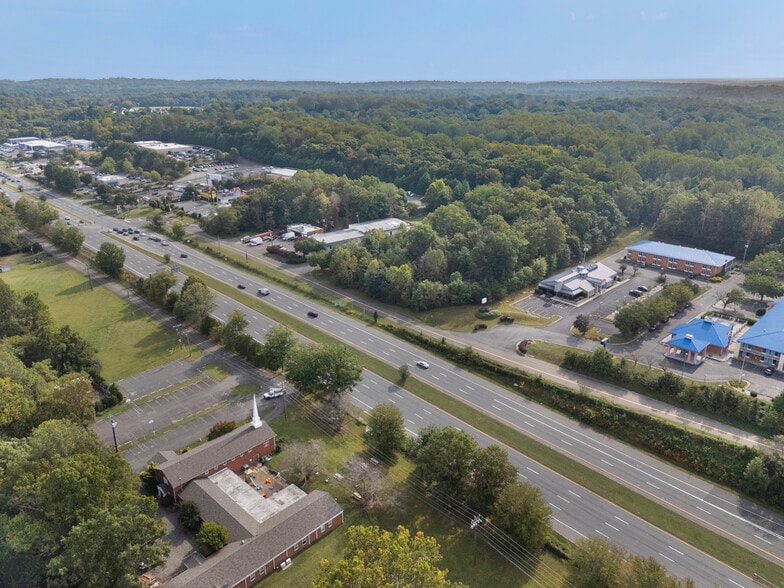 More Photos Of 7373 Comfort Inn Dr, Warrenton General Retail For Sale