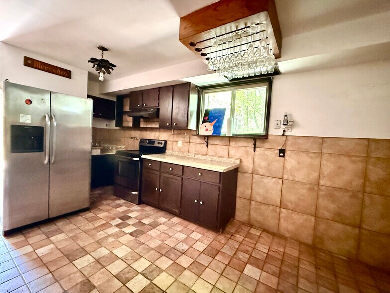 More Photos Of 5085 Route 23A, Haines Falls Flex For Sale