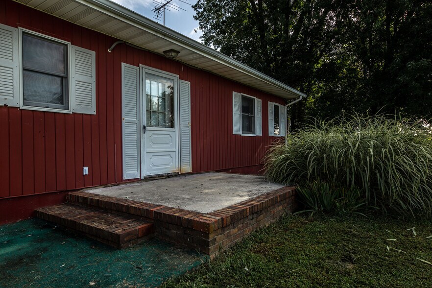More Photos Of 1207 Route 40, Woodstown Freestanding For Lease