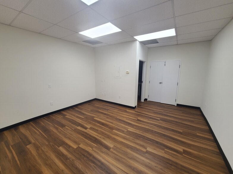 More Photos Of 1465 Northside Dr NW, Atlanta Office For Lease