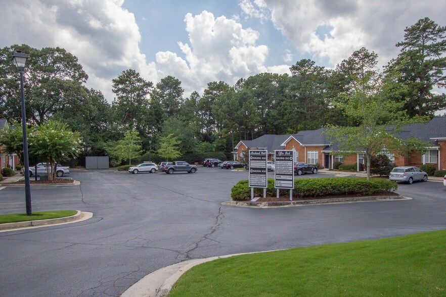 More Photos Of 4180 Providence Rd, Marietta Unknown For Lease