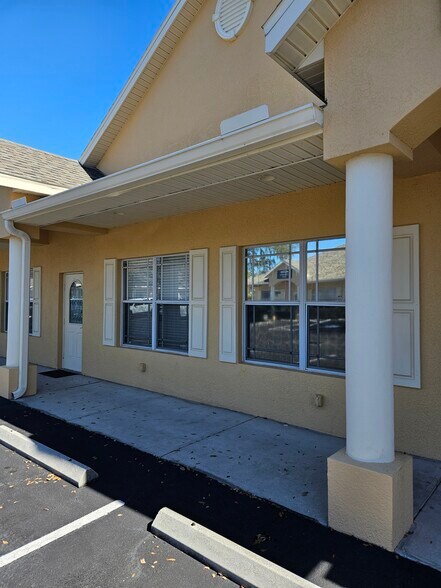 More Photos Of 10011-10021 Water Works Ln, Riverview Medical For Sale