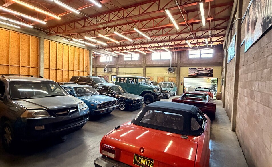 More Photos Of 1101 2nd St NW, Albuquerque Auto Repair For Sale