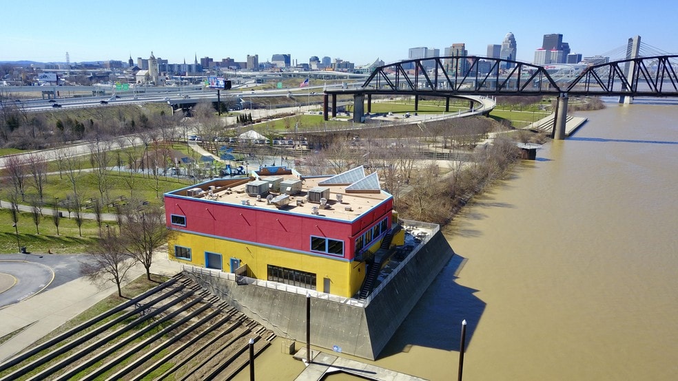 More Photos Of 1201 River Rd, Louisville Restaurant For Lease