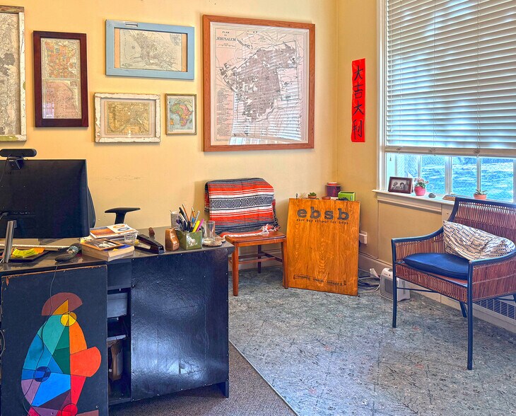 More Photos Of 2340 Durant Ave, Berkeley Schools For Lease