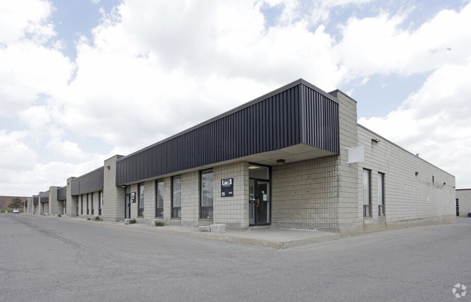 More Photos Of 80 Hale Rd, Brampton Warehouse For Sale