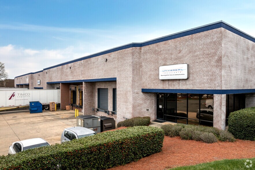 Primary Photo Of 3401 Woodpark Blvd, Charlotte Warehouse For Lease