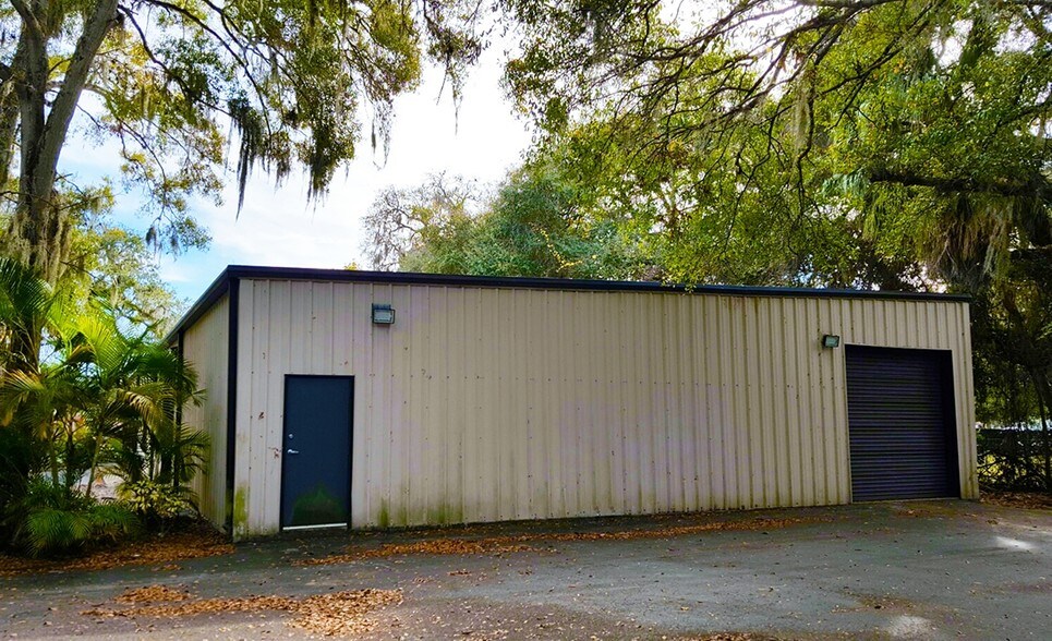 More Photos Of 1625 Manatee Ave E, Bradenton Storefront Retail Office For Sale