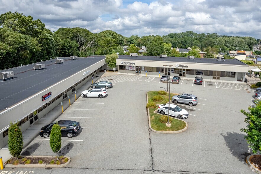 More Photos Of 1375 Park Ave, Cranston Freestanding For Lease