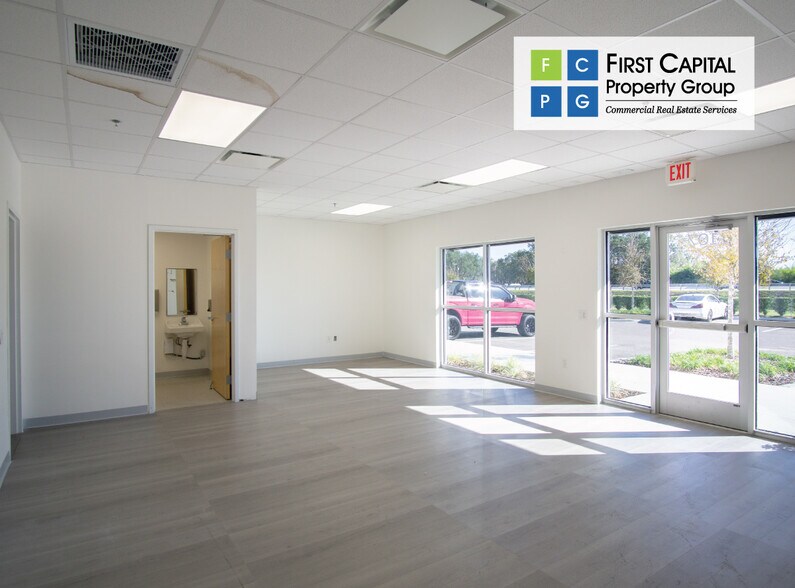 More Photos Of 7906 Kingspointe Pky, Orlando Unknown For Lease