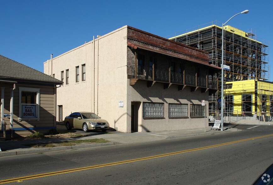 More Photos Of 900 Court St, Martinez Office For Lease