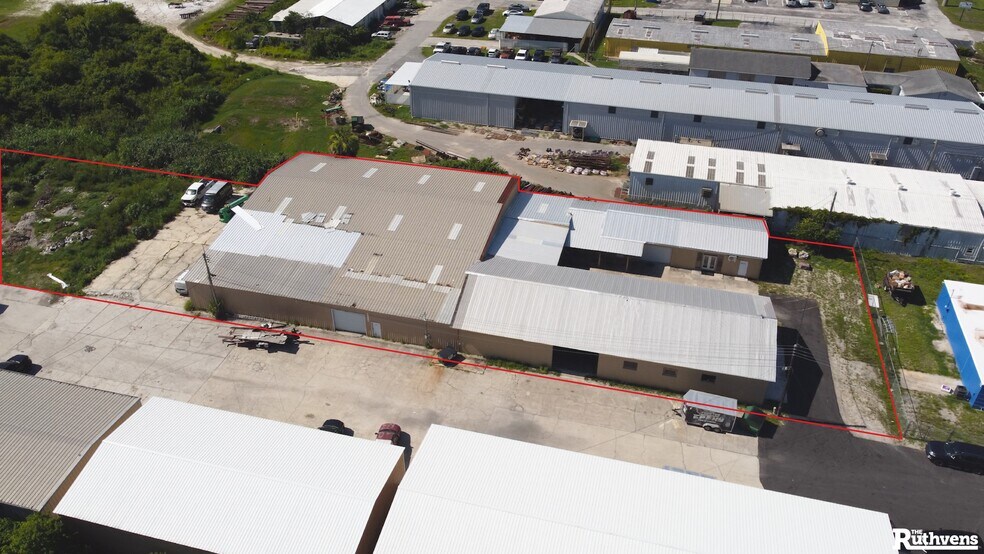 More Photos Of 1714 S Combee Rd, Lakeland Manufacturing For Lease