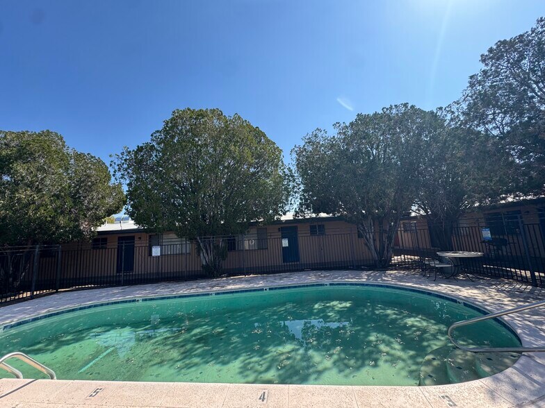 More Photos Of 8908-8936 S Nogales Hwy, Tucson Apartments For Sale