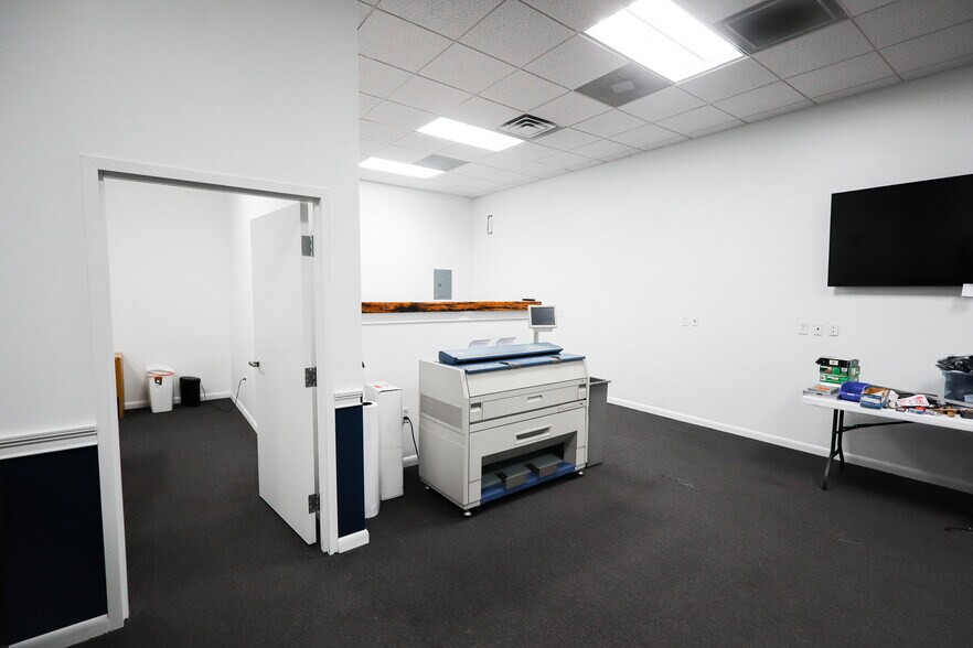 More Photos Of 4730 N Crescent Blvd, Pennsauken Industrial For Sale