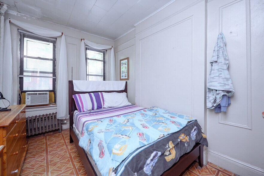 More Photos Of 543 49th St, Brooklyn Apartments For Sale