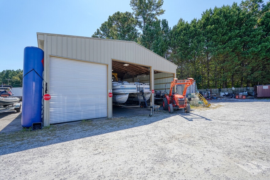 More Photos Of 6895 Highway 9, Inman Auto Repair For Sale