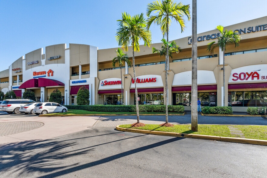 More Photos Of 11402 Doral Blvd, Miami Unknown For Lease