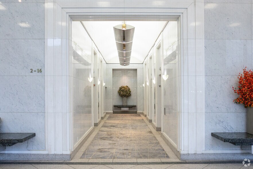 More Photos Of 595 Burrard St, Vancouver Office For Sale