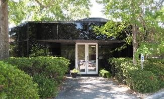 Primary Photo Of 1306 Kingwood Dr, Kingwood Office For Sale