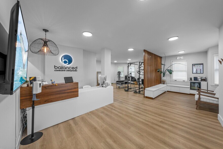 More Photos Of 141 S Euclid Ave, Westfield Office For Sale