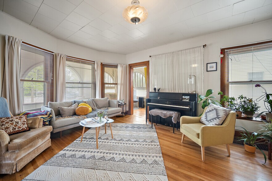 More Photos Of 1224 N Weber St, Colorado Springs Apartments For Sale